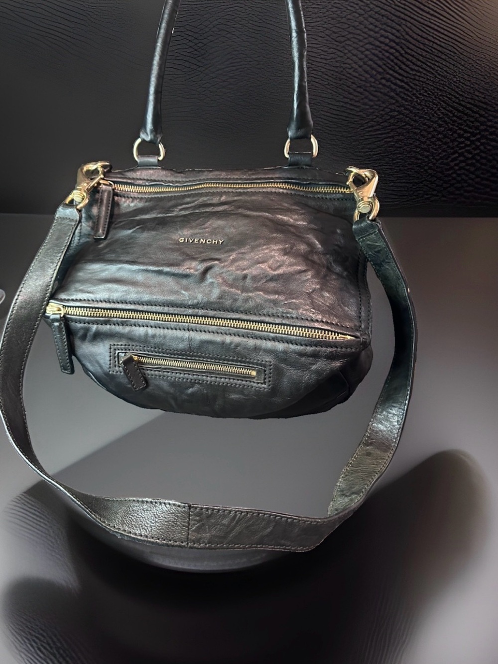 Givenchy Pandora Crinkled Satchel Bag black & gold